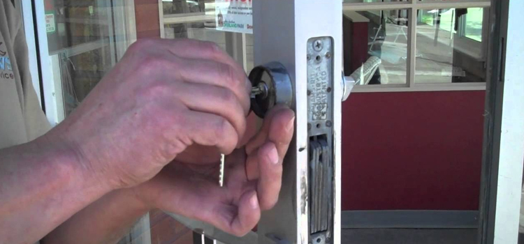commercial door lock repair Santa Maria